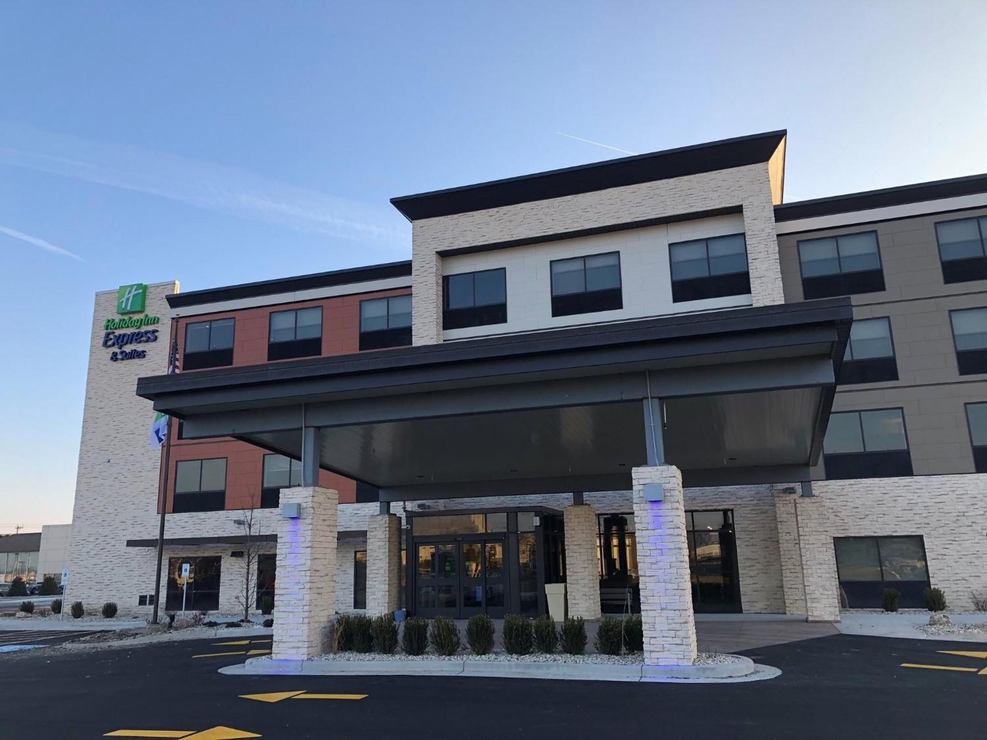 Holiday Inn Express & Suites Racine By Ihg Exteriör bild
