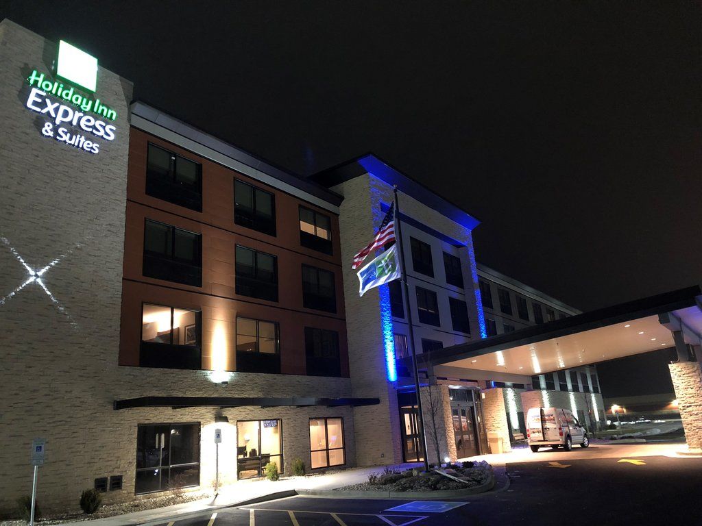 Holiday Inn Express & Suites Racine By Ihg Exteriör bild
